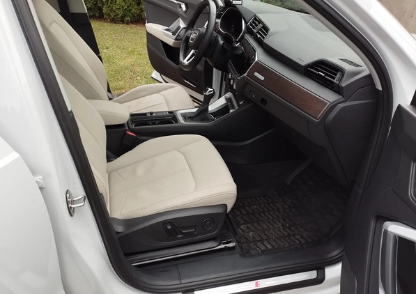 Audi Q3 cena 155900 przebieg: 11187, rok produkcji 2022 z Oborniki małe 352